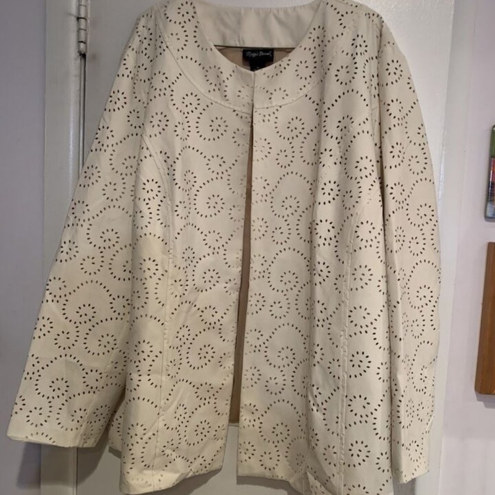 Maggie Barnes Snap Button Cream Jacket Blazer Plus Size 3X Cut Out Pattern Rare